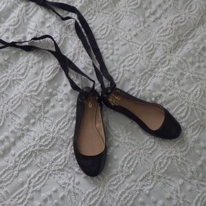 Mix No. 6 Ballet Flats with 2 Ribbon Sets 8.5 NWT